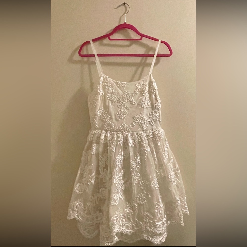 NWT Alice + Olivia Ivory Layered Dress Size 8
